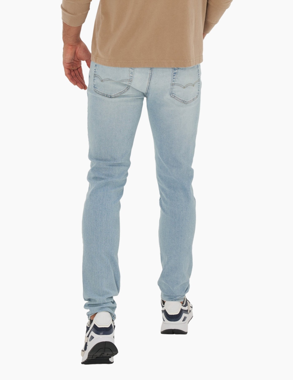 Jeans skinny lavado claro para hombre