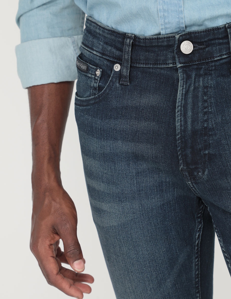 Jeans skinny Calvin Klein deslavado para hombre 4