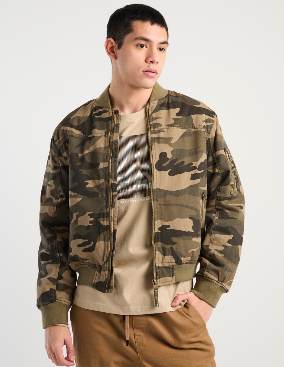 Chamarra bomber con bolsillos para hombre