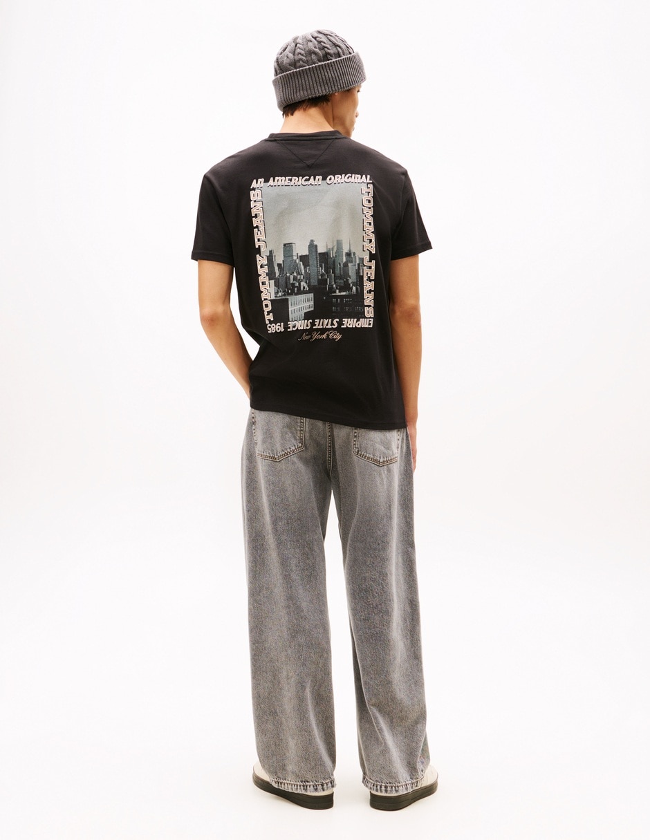 Playera Badge cuello redondo para hombre 7