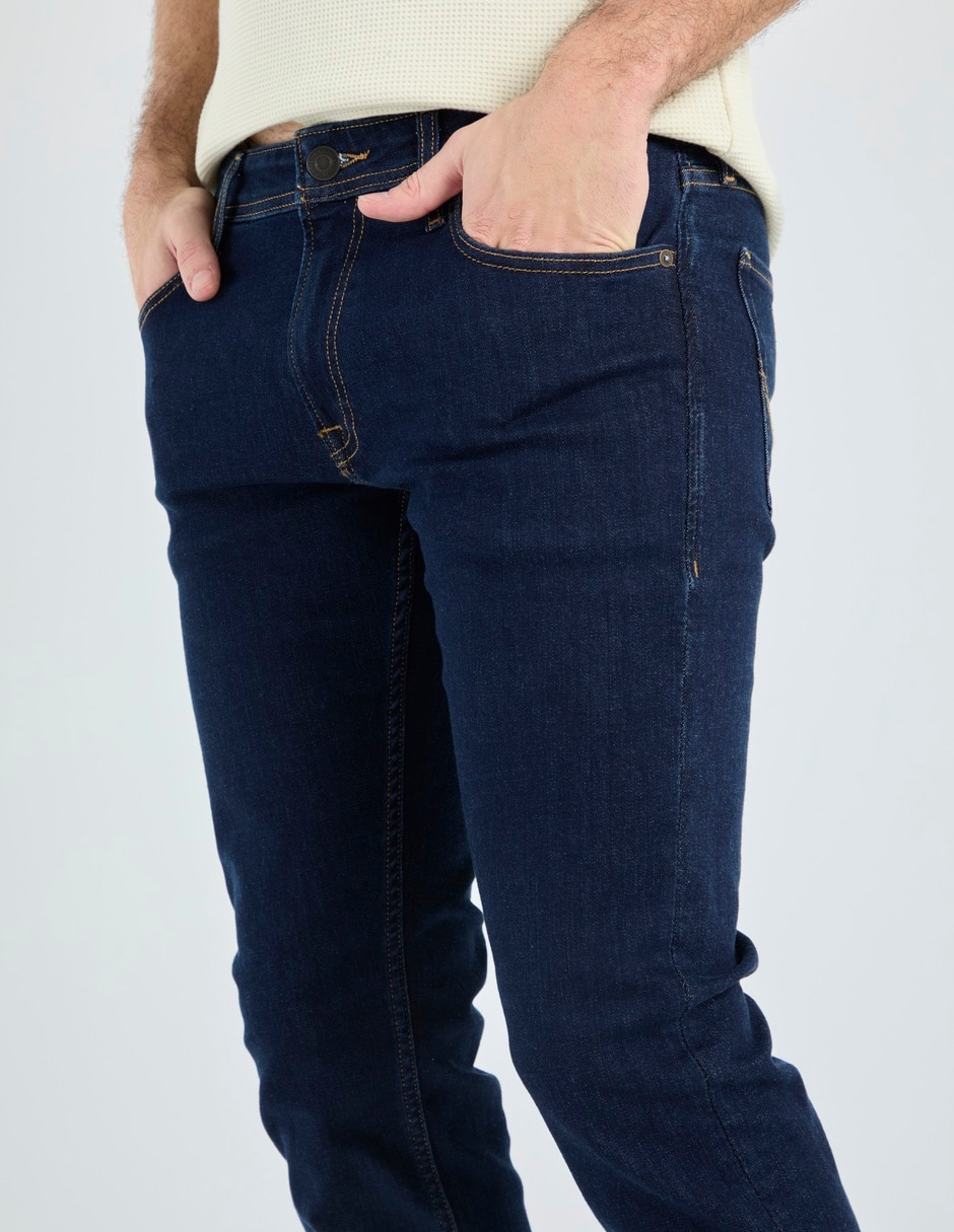 Jeans slim lavado obscuro para hombre 7