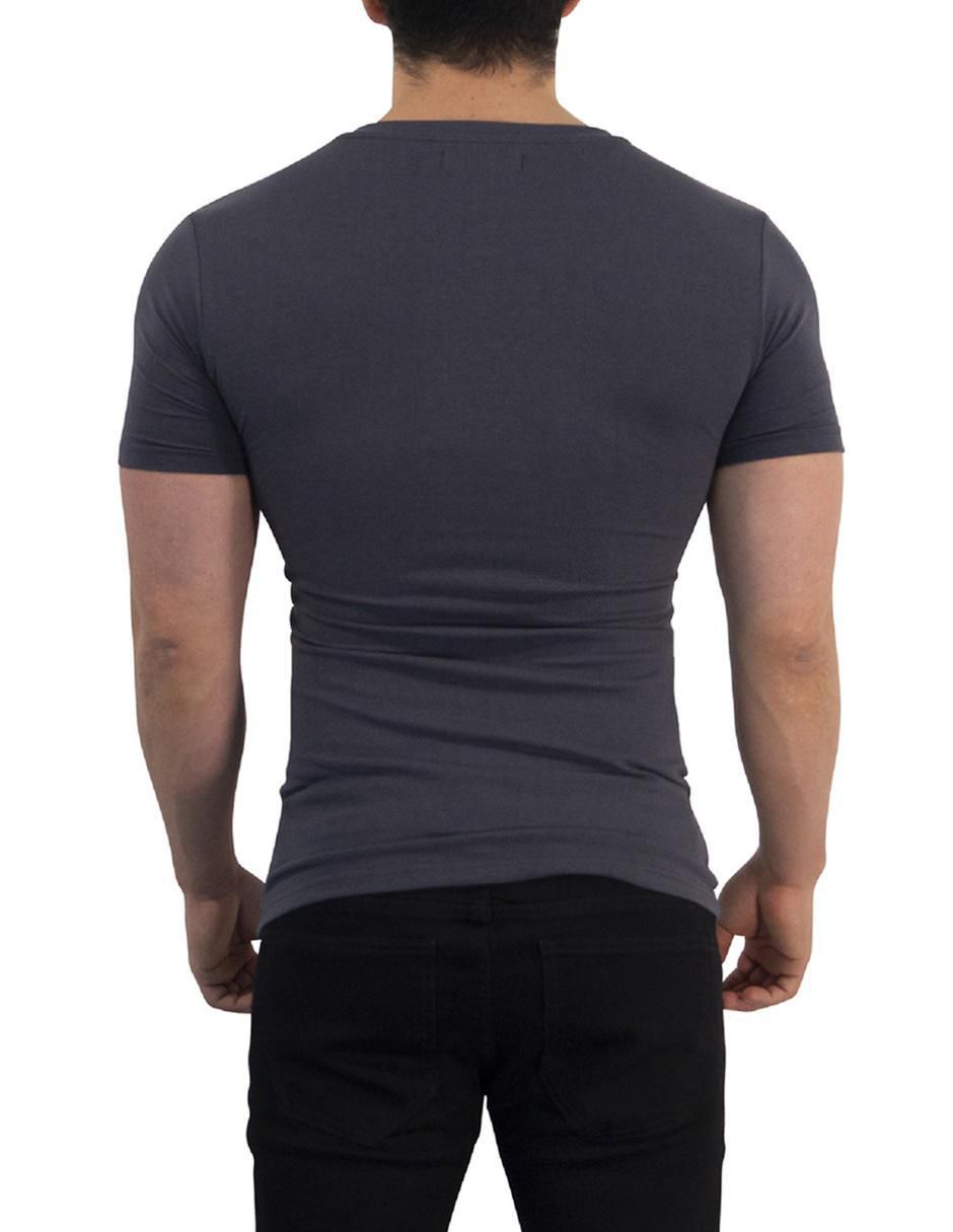 Playera cuello V para hombre 7