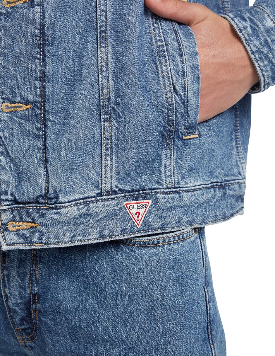 Chamarra denim con bolsillos para hombre 2