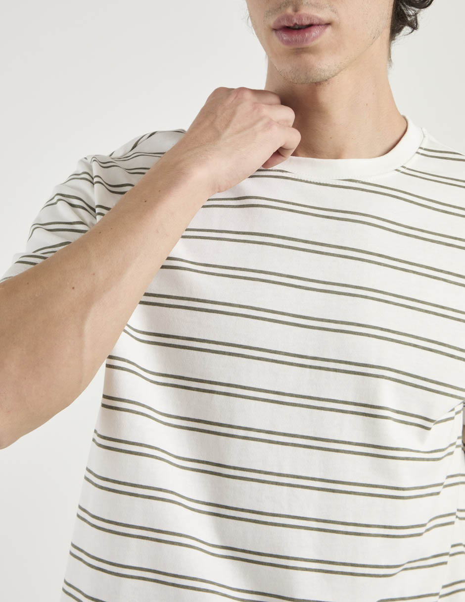 Playera cuello redondo para hombre 4