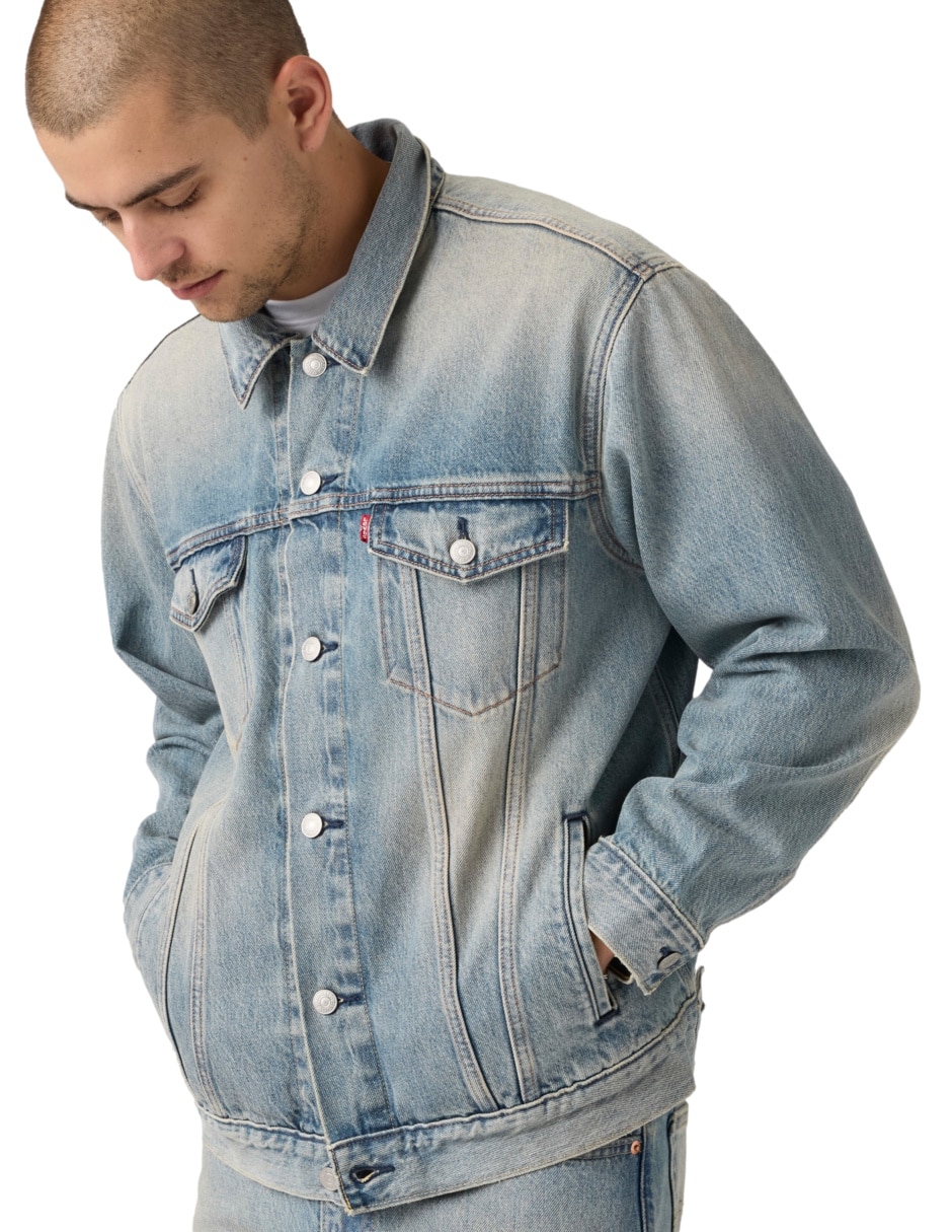 Chamarra denim Levi's con bolsillos para hombre