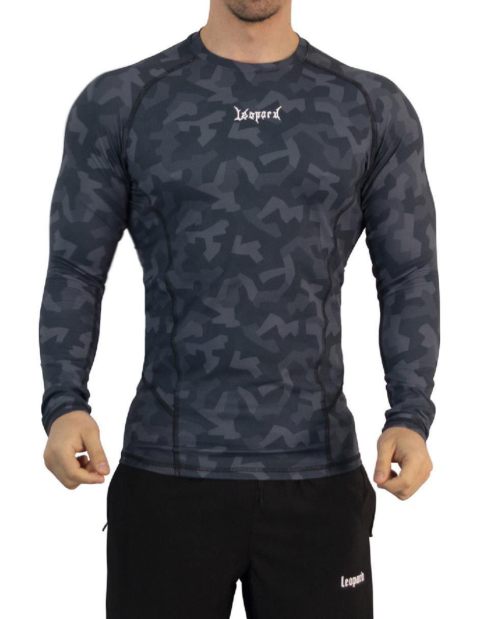 Playera John Leopard Strike Ops cuello redondo para hombre