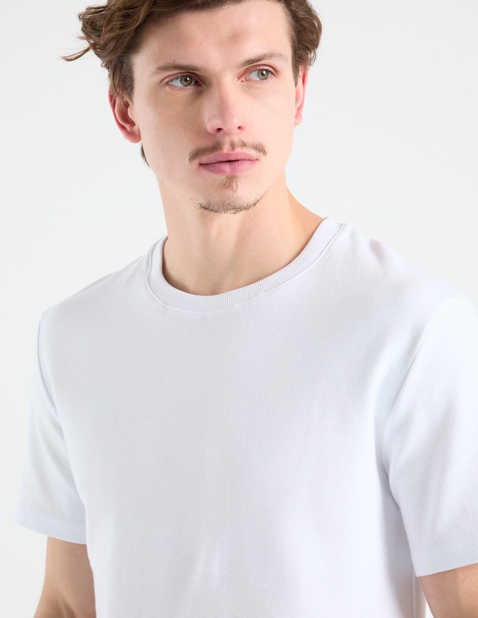 Playera cuello redondo para hombre