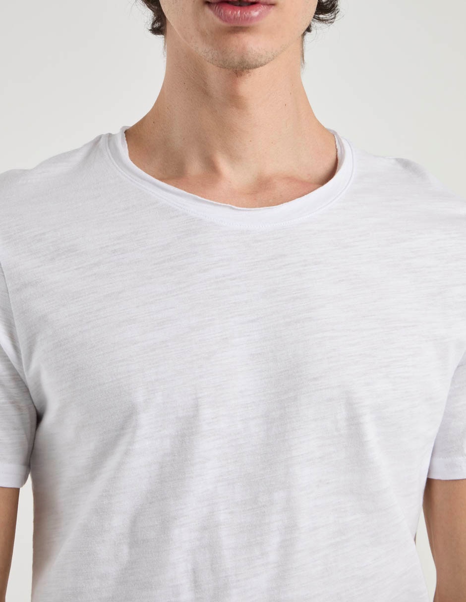 Playera ningucuello redondo para hombre 4
