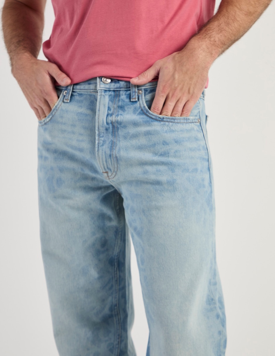 Jeans straight lavado claro para hombre 5
