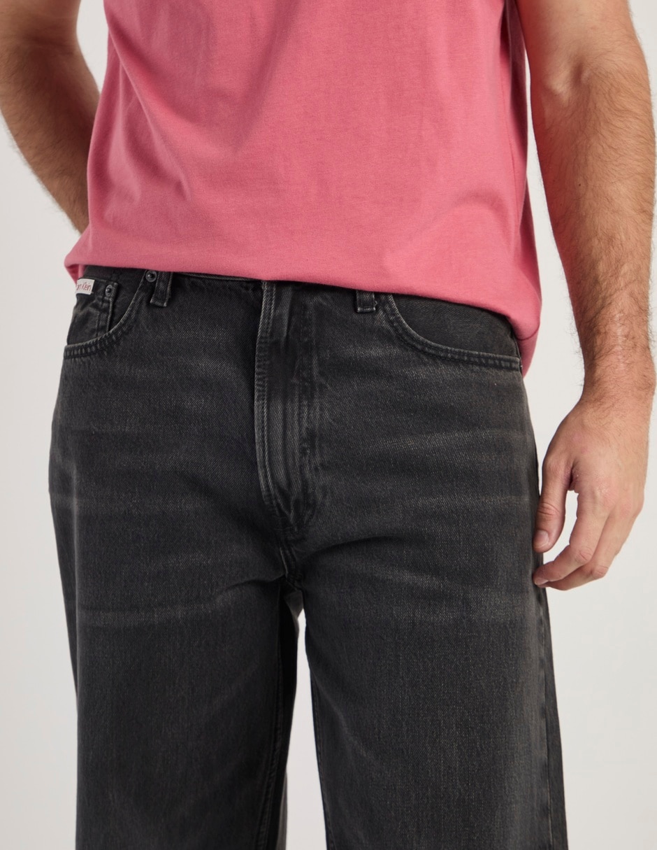 Jeans amplio para hombre 4