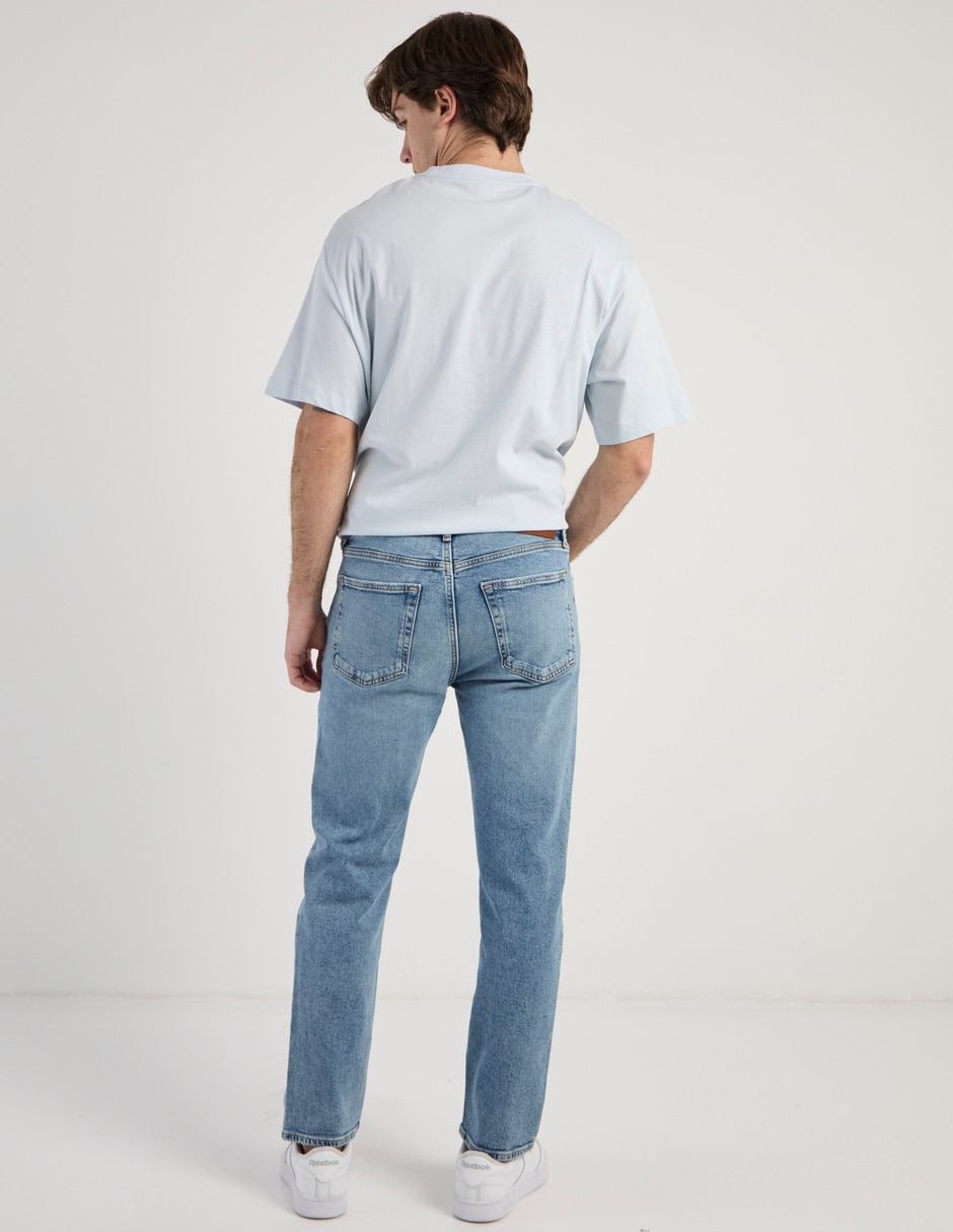 Jeans straight lavado claro para hombre 6