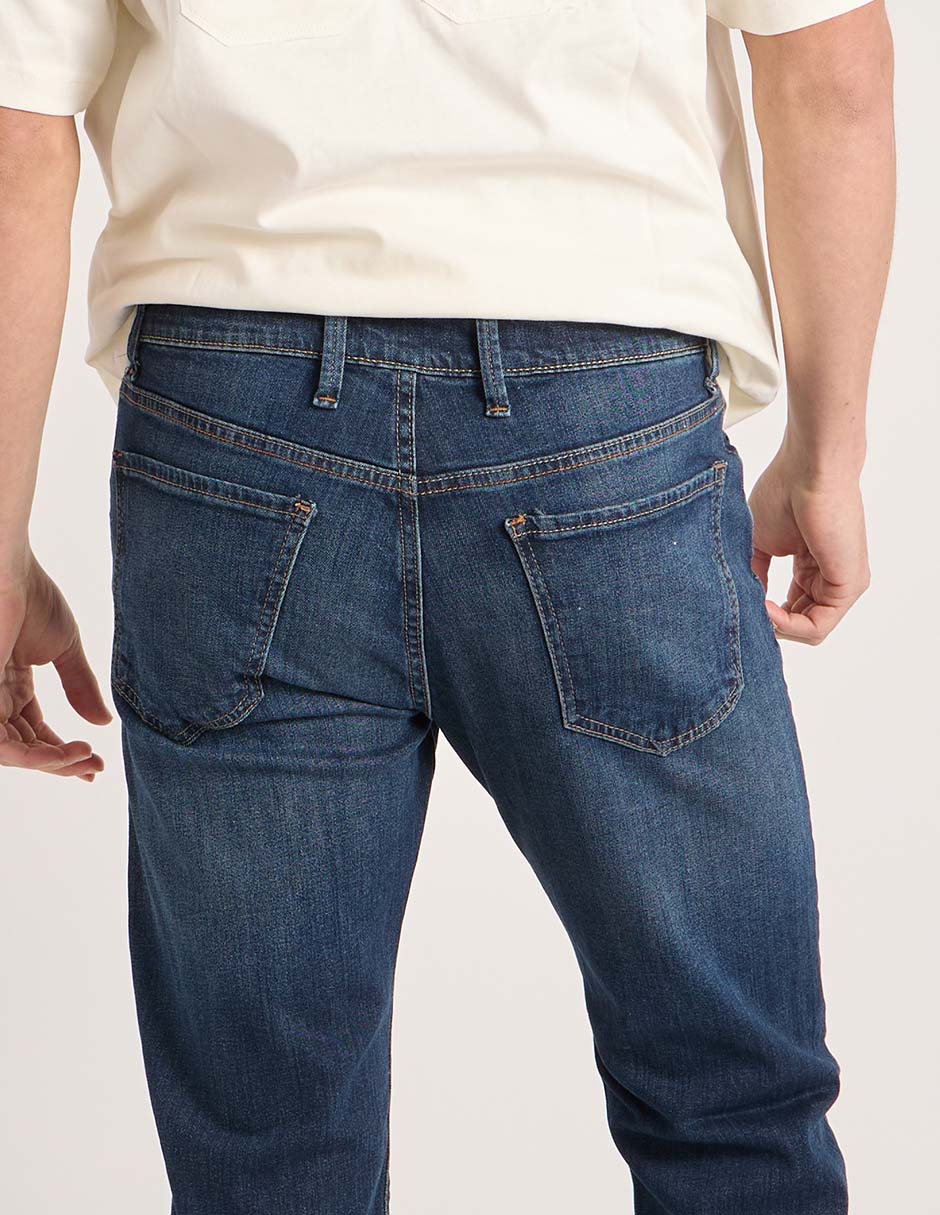 Jeans straight deslavado para hombre 5