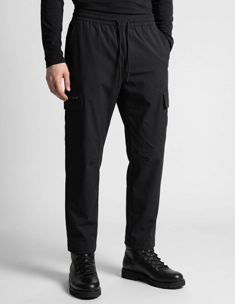 Jogger slim con bolsillos para hombre Jogger slim con bolsillos para hombre