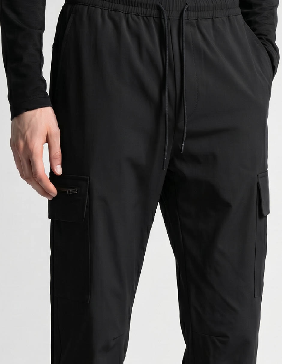 Jogger slim con bolsillos para hombre 3