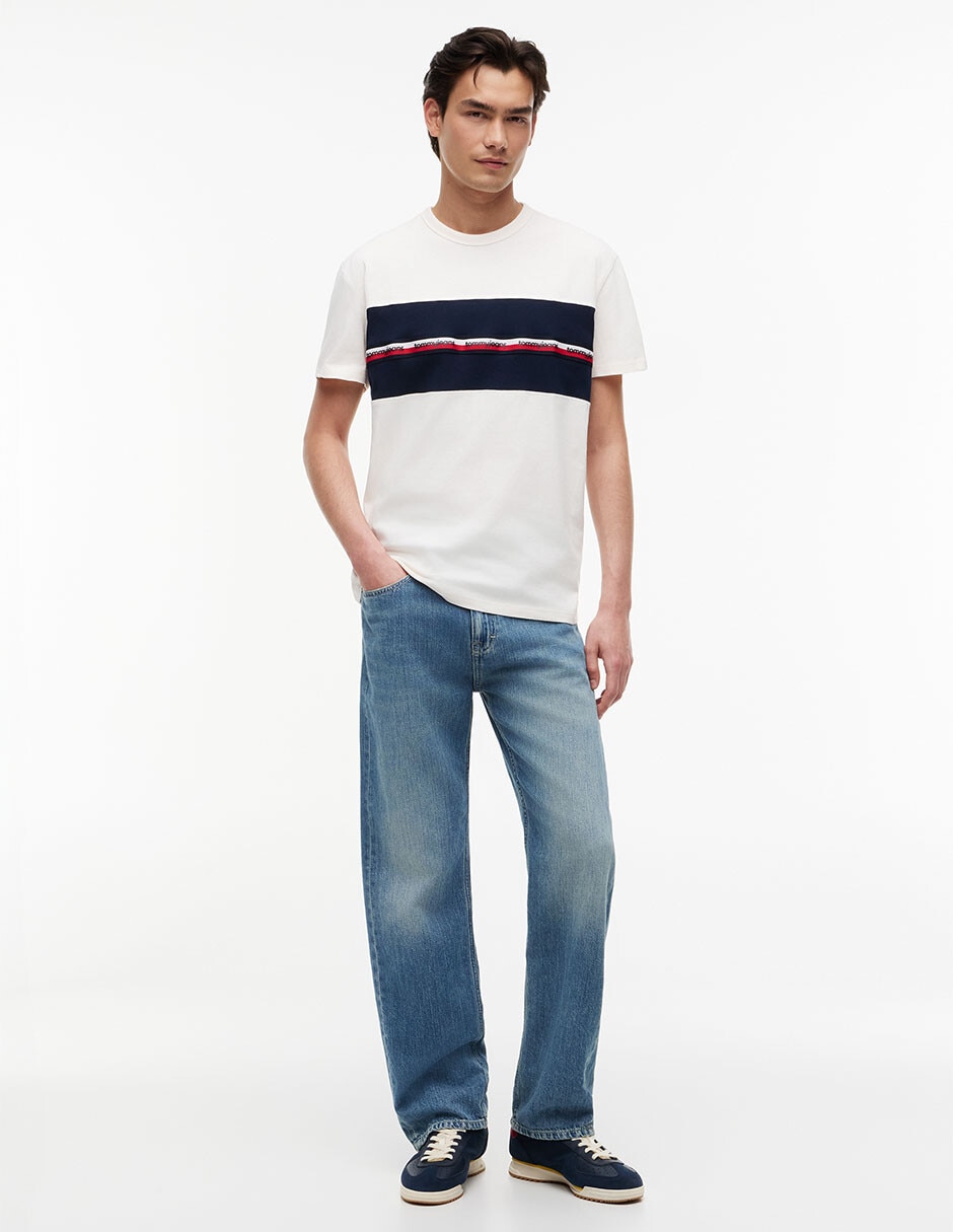 Playera Global Stripe Tape cuello redondo para hombre 2