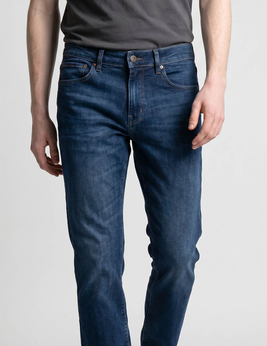 Jeans straight deslavado para hombre 3