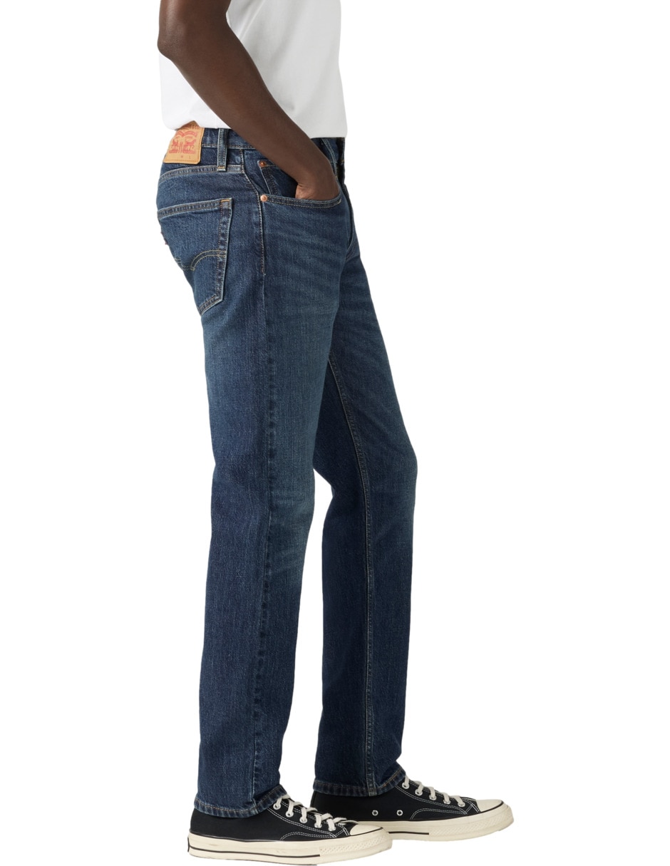 Jeans taper lavado obscuro para hombre 2