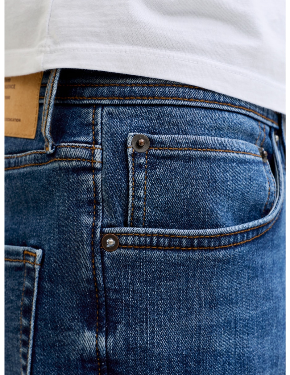 Jeans straight lavado medio para hombre 3