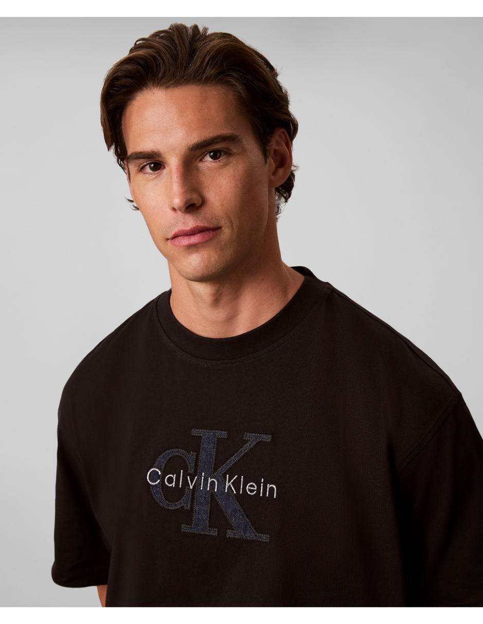 Playera Calvin Klein cuello redondo para hombre 5