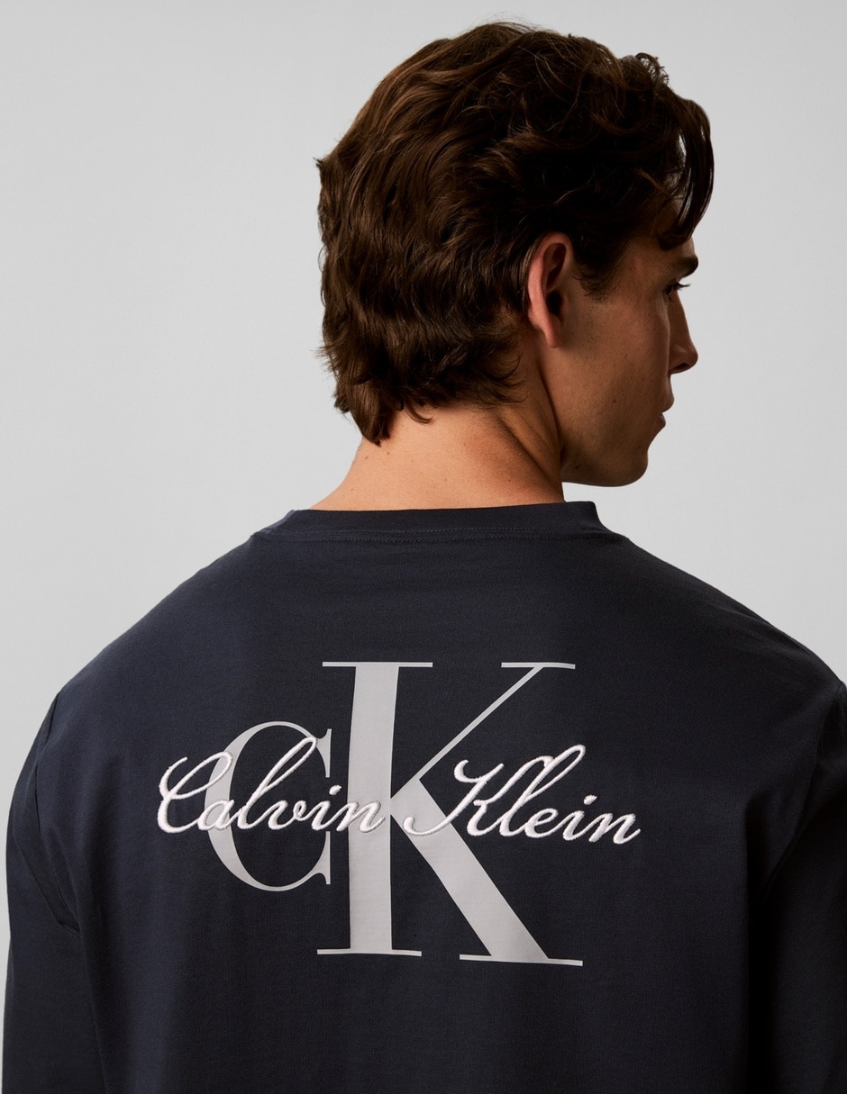 Playera cuello redondo para hombre 7