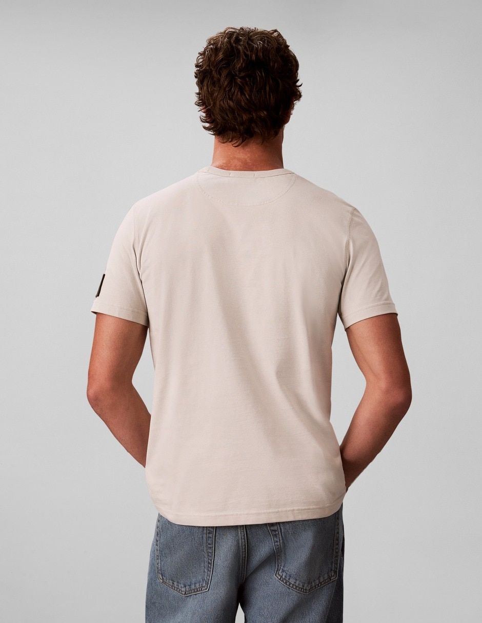 Playera cuello redondo para hombre 2