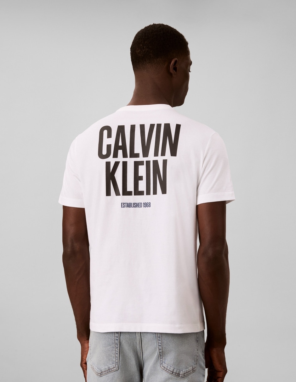 Playera cuello redondo para hombre 6
