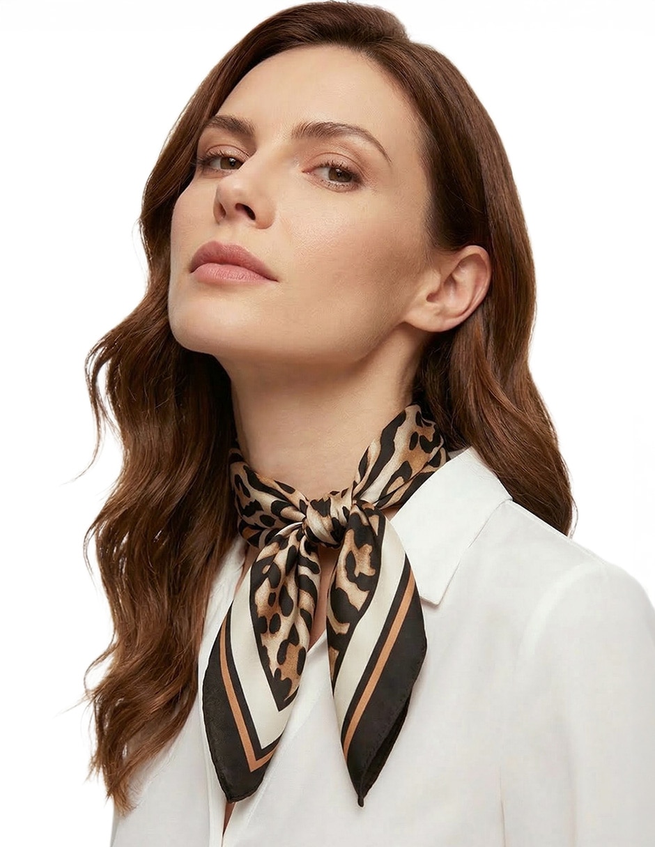 Mascada Twist Side con estampado animal print para mujer